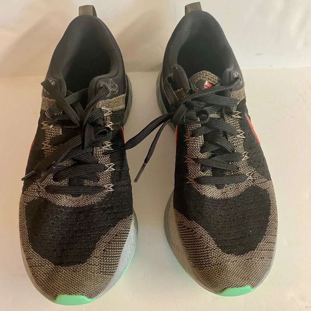 Nike React Infinity Running Shoes.Size 11.5 in excellent condition.